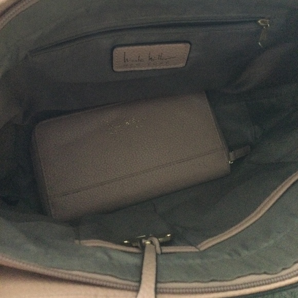 Nicole Miller Handbag - Picture 2 of 5